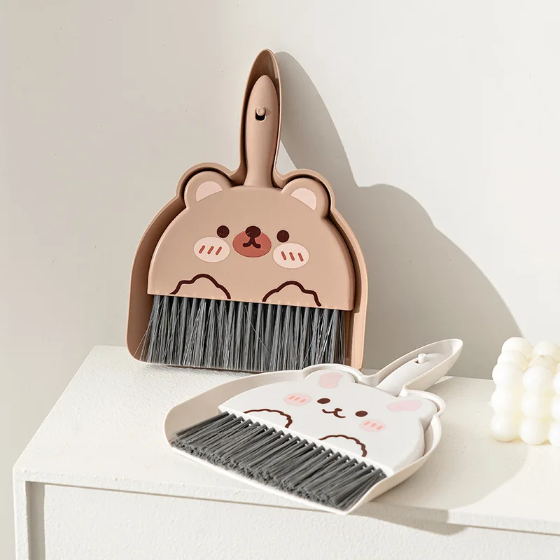 Cartoon Mini Broom Dustpan Set - Kids Education Desk recension och pris