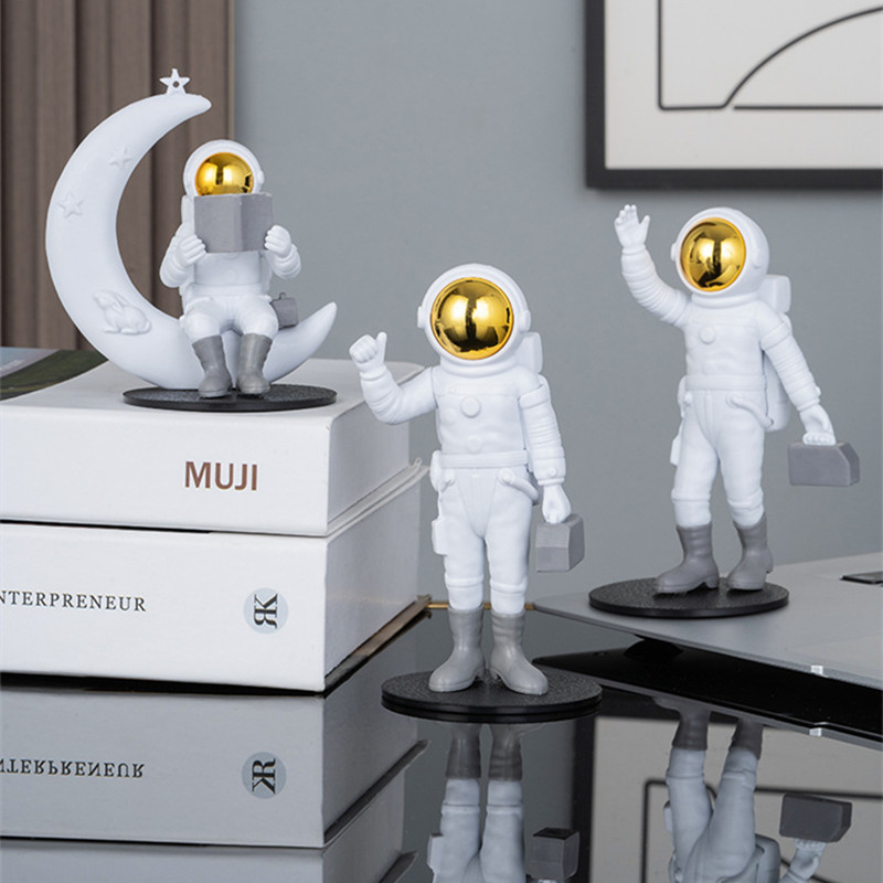 Astronaut Figures Figurines Ta - Kids Education Desk recension och pris