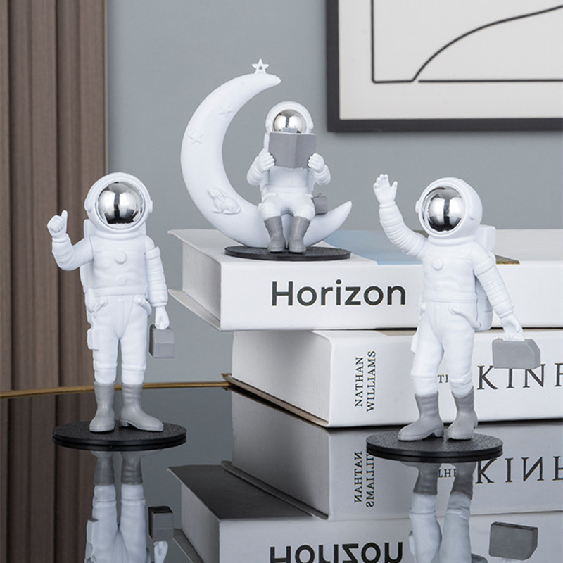 Astronaut Figures Figurines Ta - Kids Education Desk recension och pris